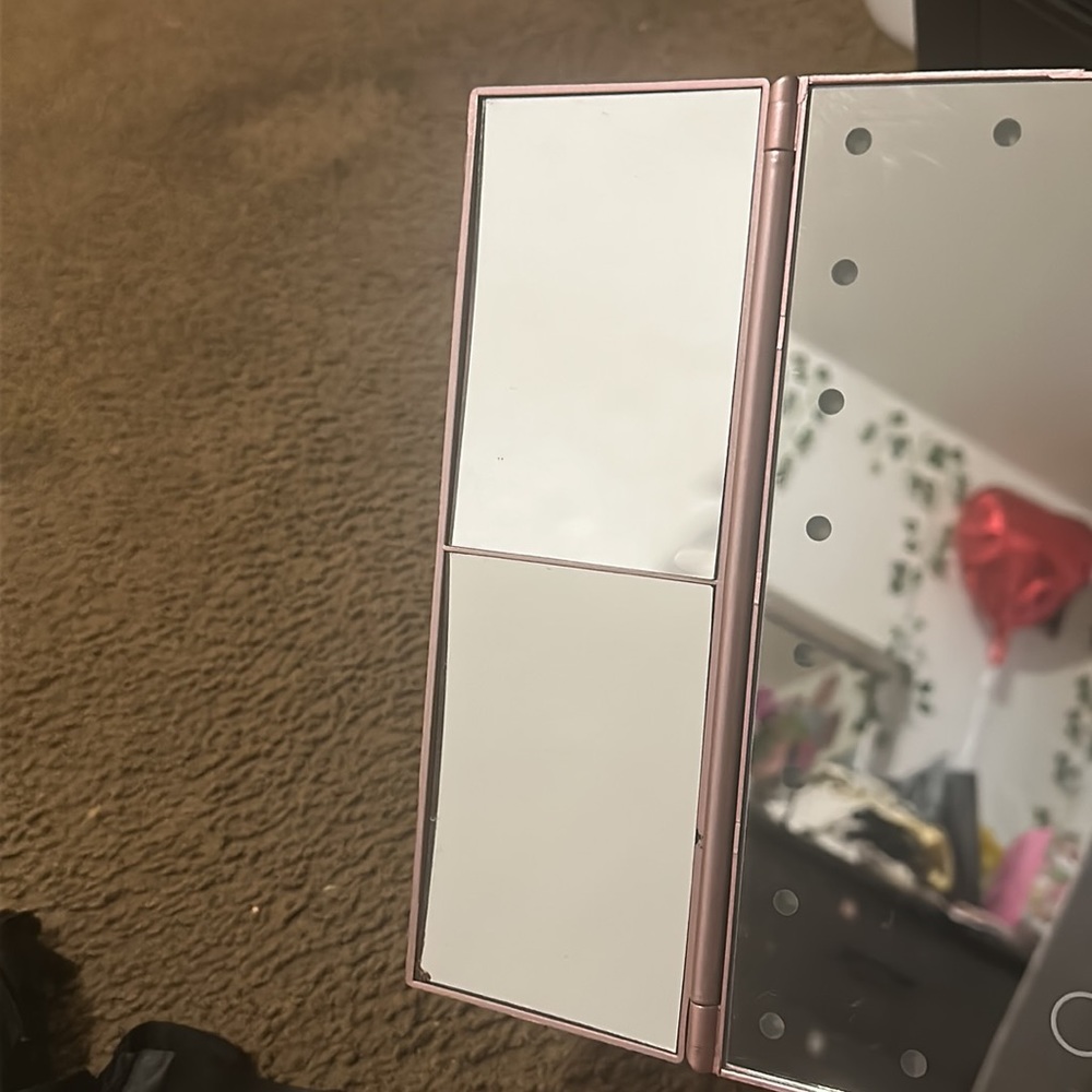 pink mirror